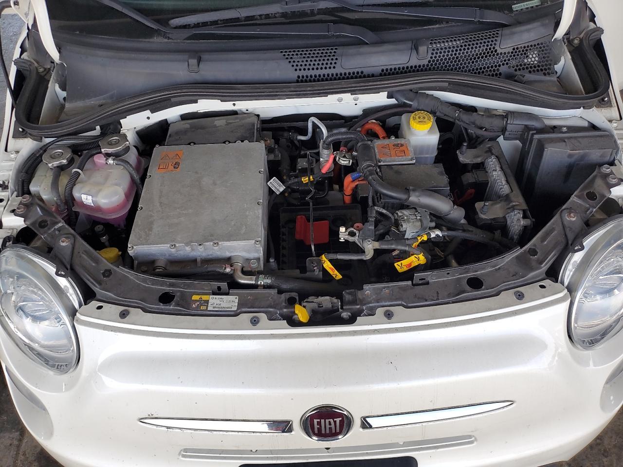 2015 FIAT 500