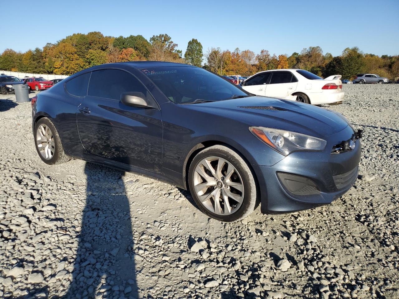 2013 HYUNDAI GENESIS