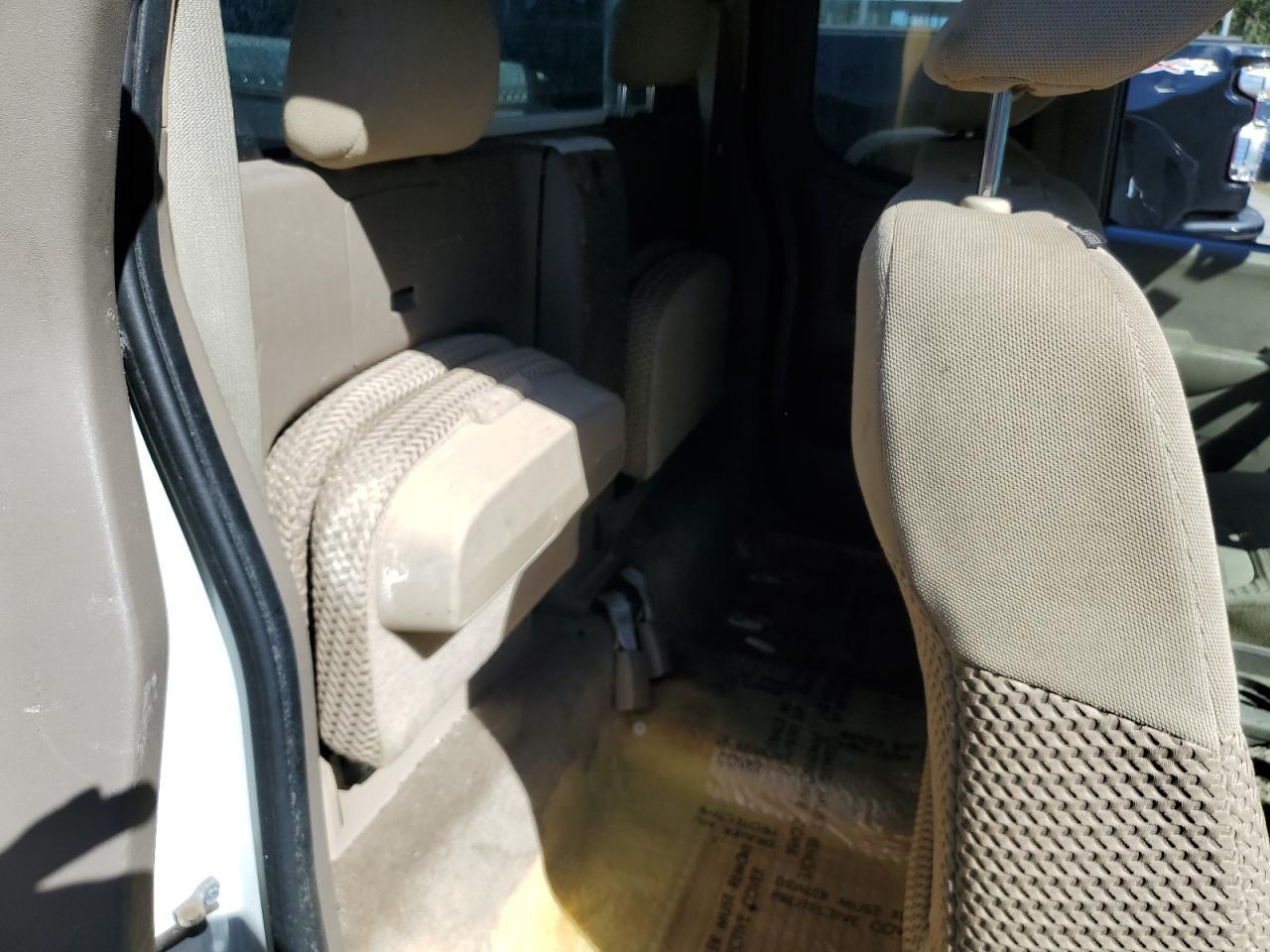 2017 NISSAN Frontier