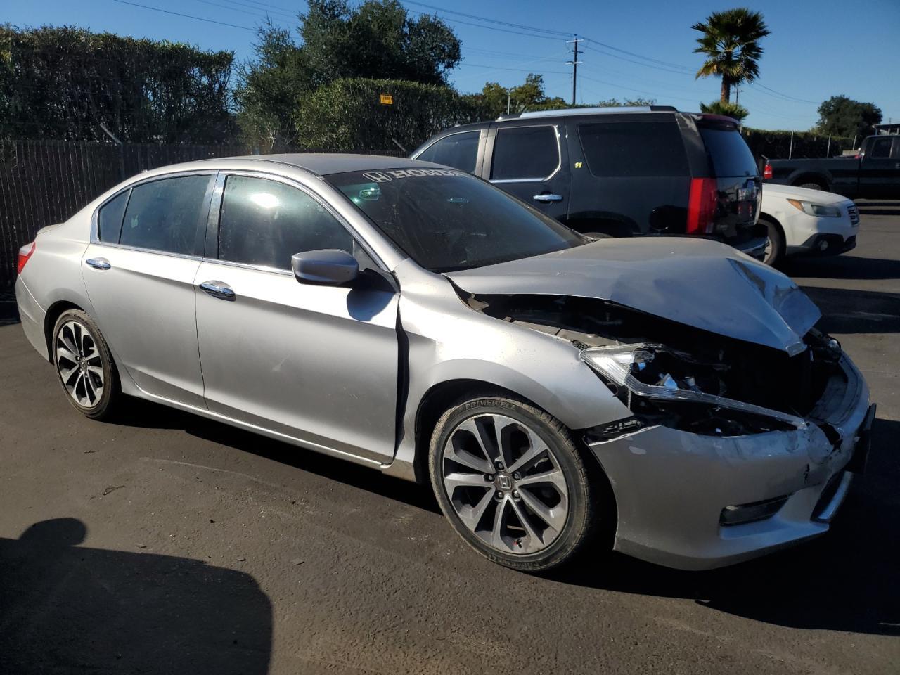 2015 HONDA ACCORD