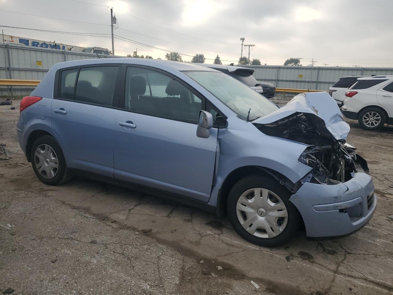 2010 NISSAN VERSA