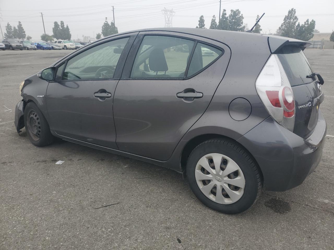 2014 TOYOTA Prius c