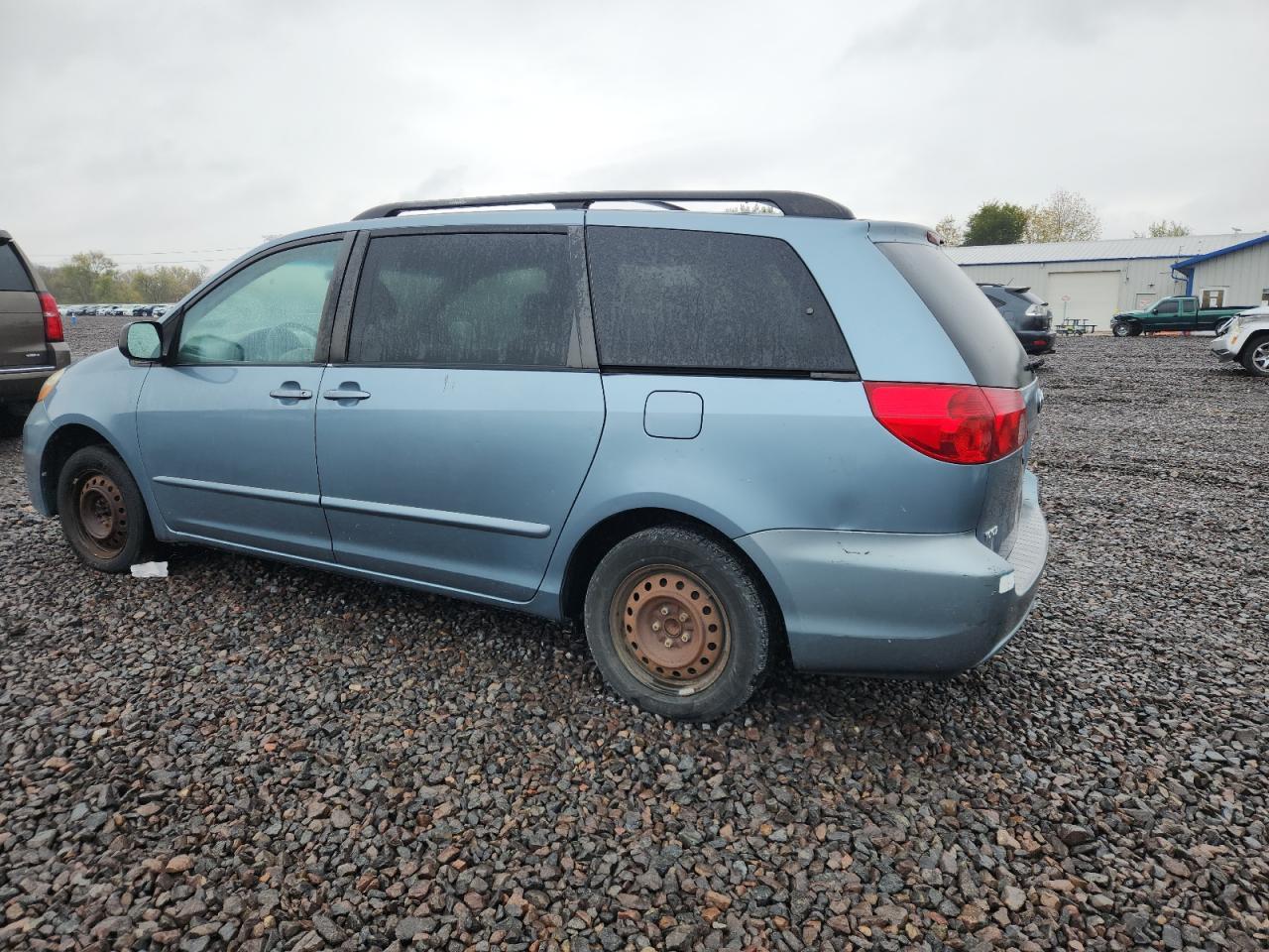 2006 TOYOTA SIENNA