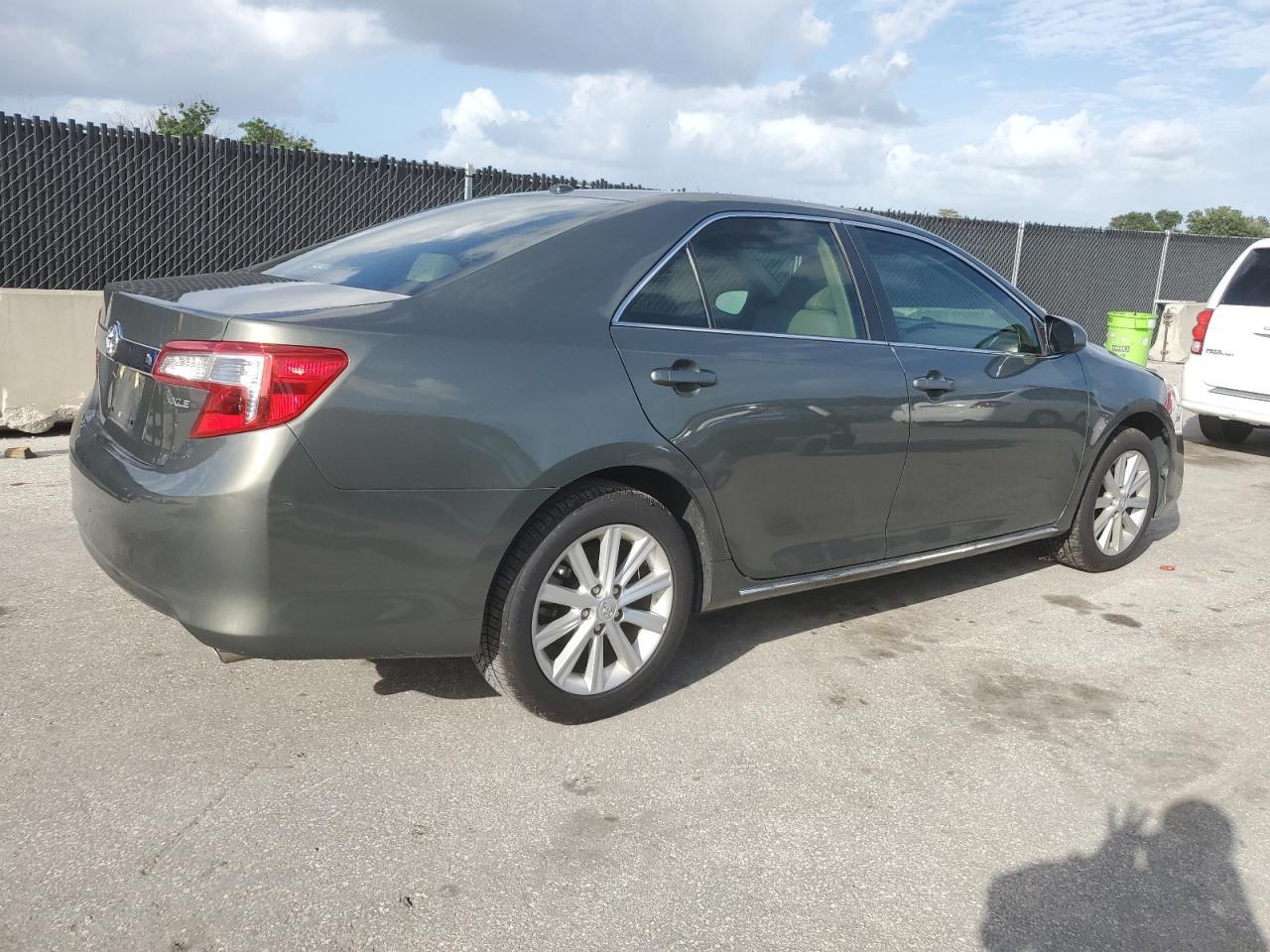 2013 TOYOTA CAMRY