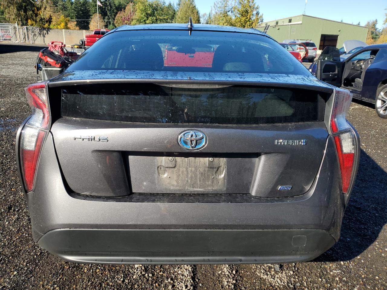 2017 TOYOTA PRIUS