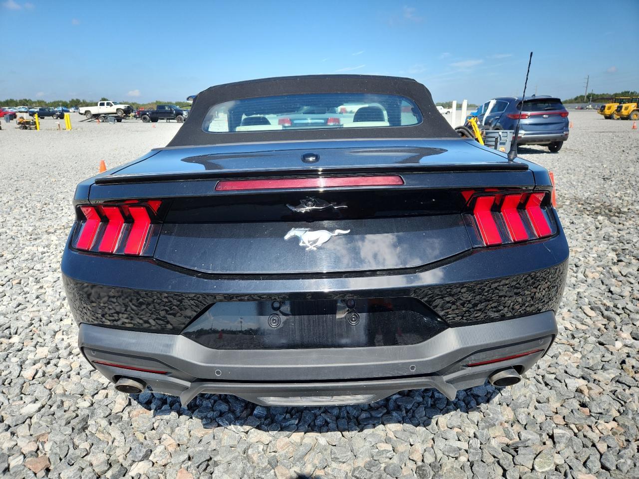 2024 FORD MUSTANG