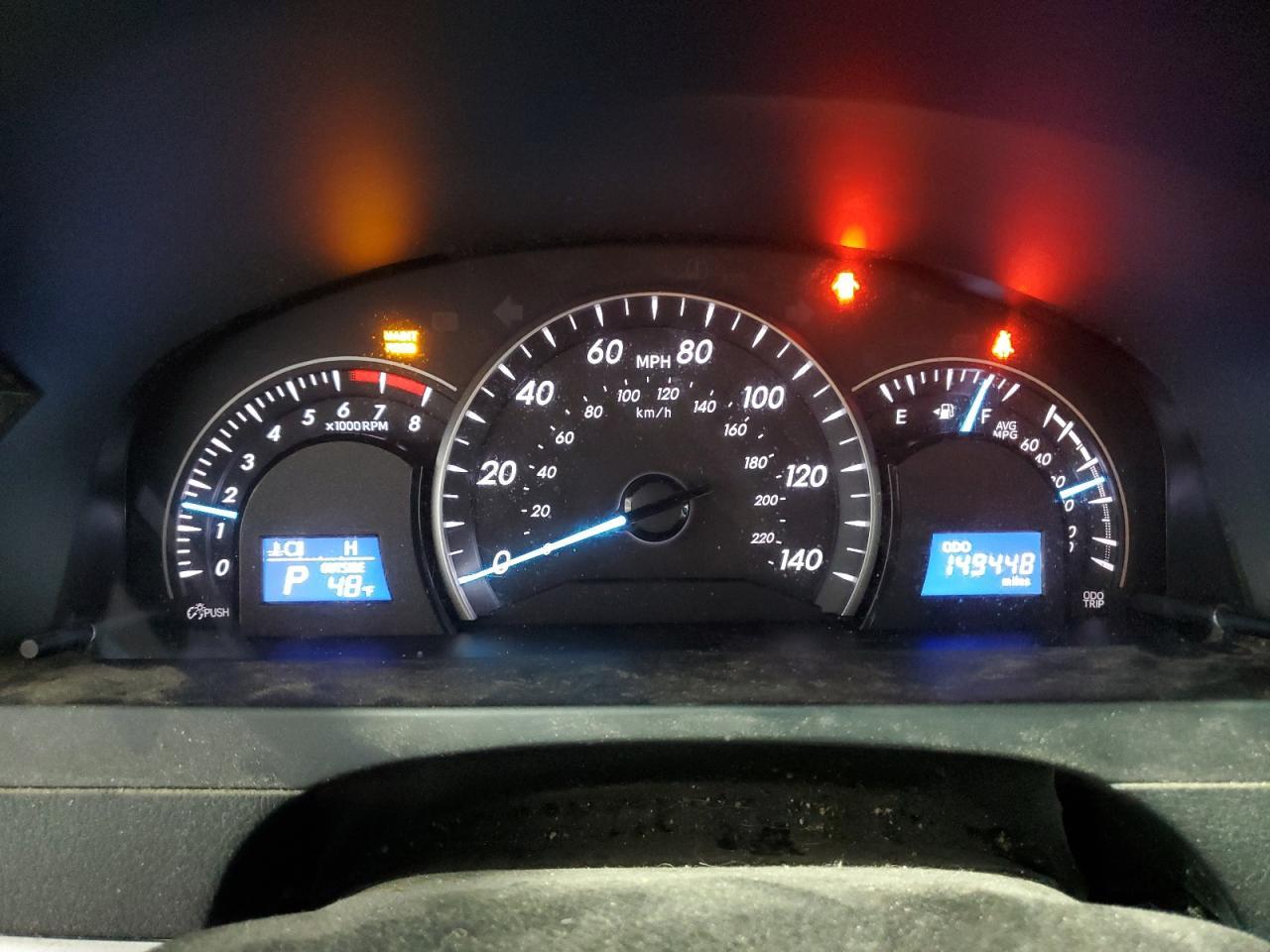 2014 TOYOTA CAMRY