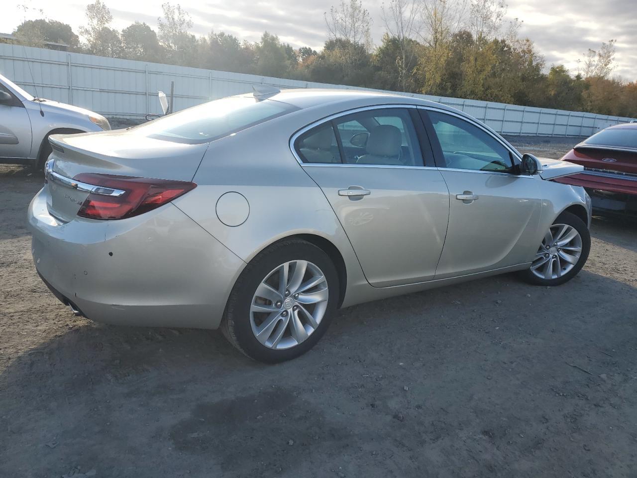2015 BUICK Regal