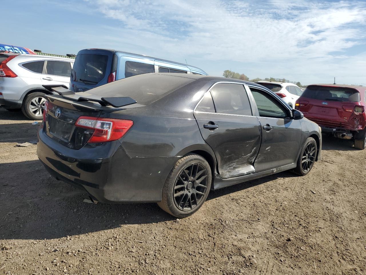 2014 TOYOTA CAMRY
