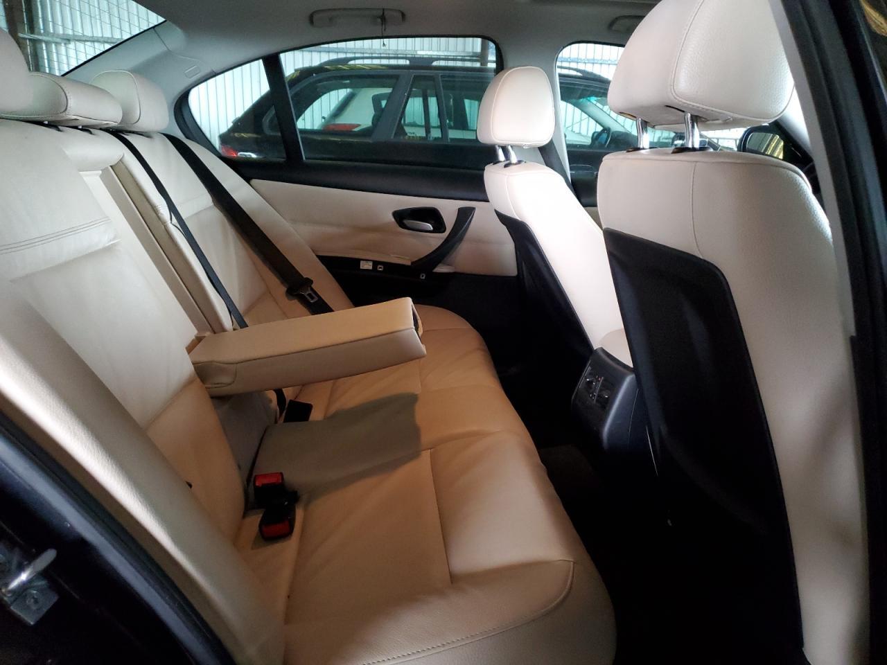 2011 BMW 3 SERIES