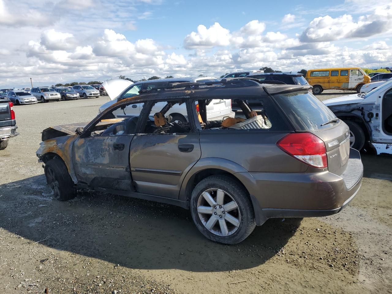 2009 SUBARU Outback
