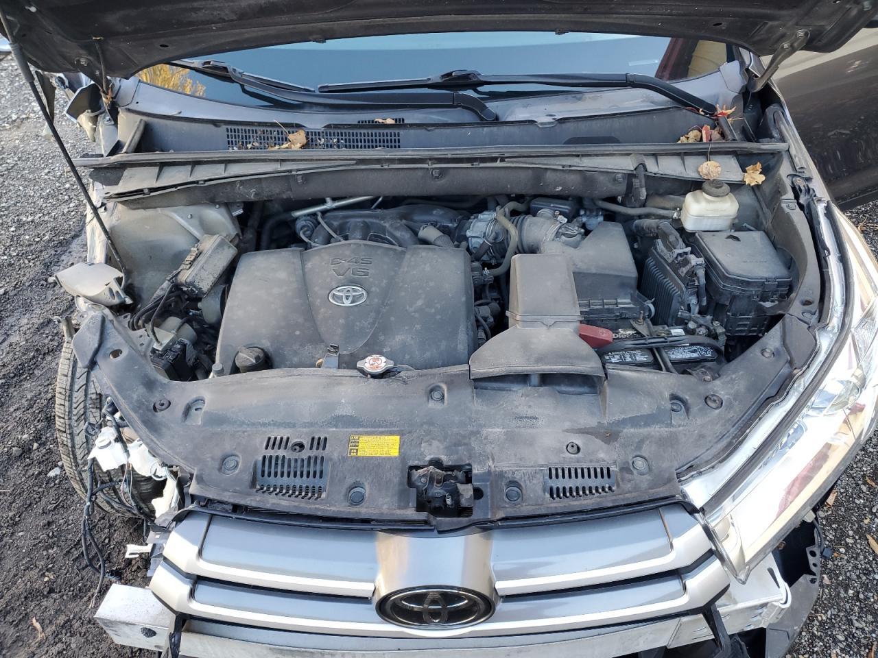 2019 TOYOTA HIGHLANDER