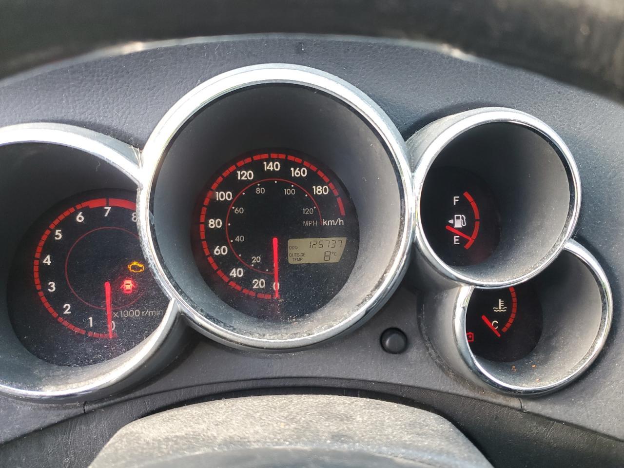 2004 TOYOTA COROLLA