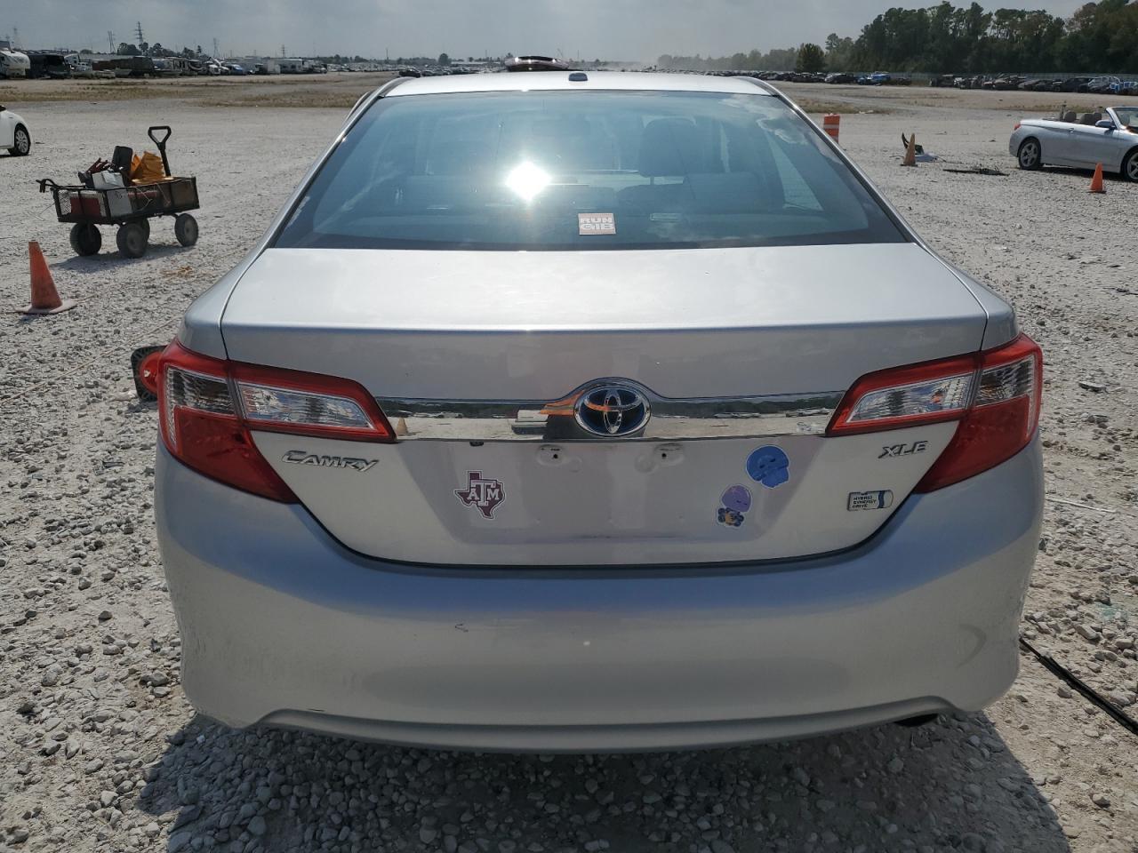 2014 TOYOTA CAMRY