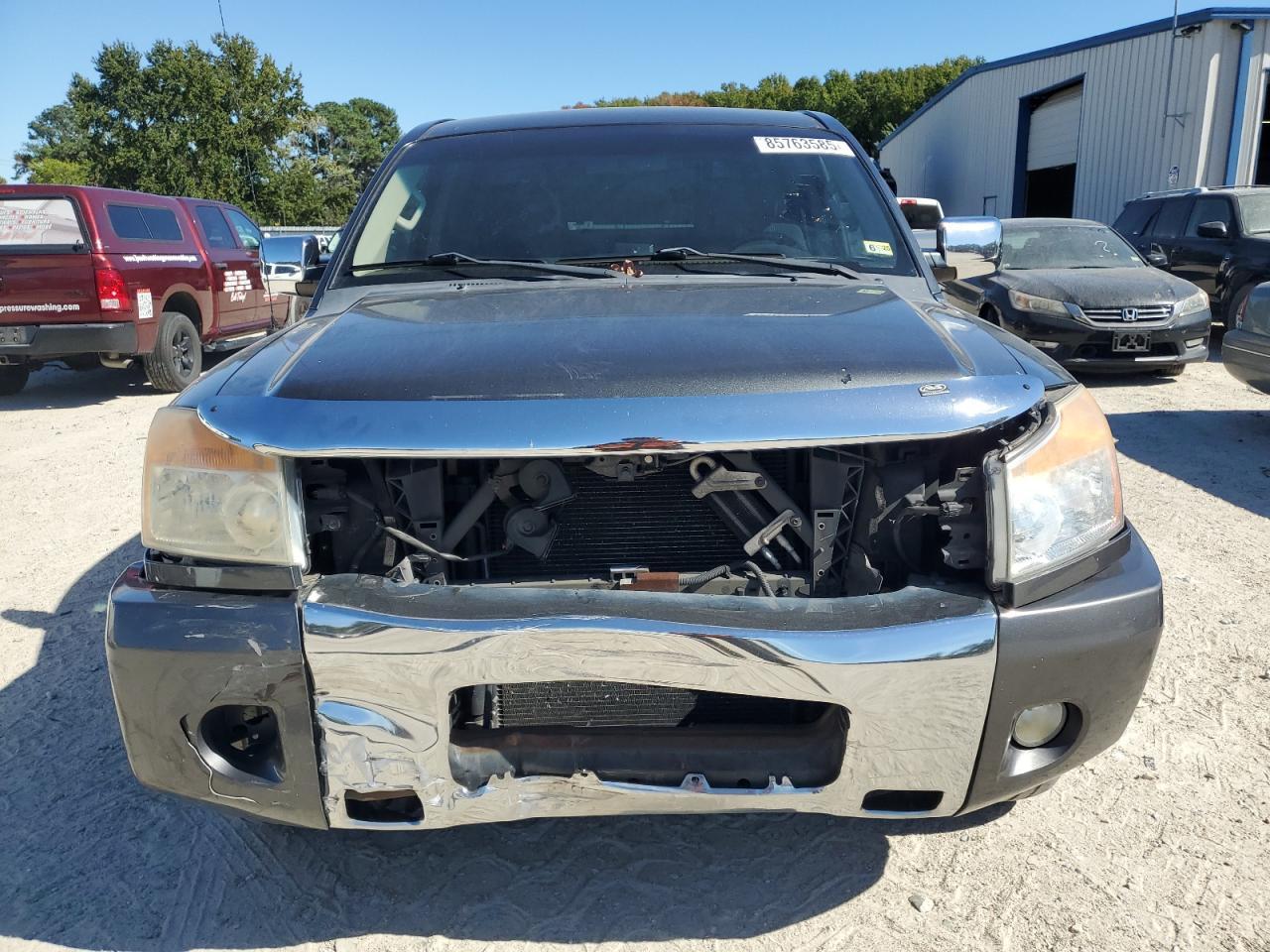 2012 NISSAN Titan