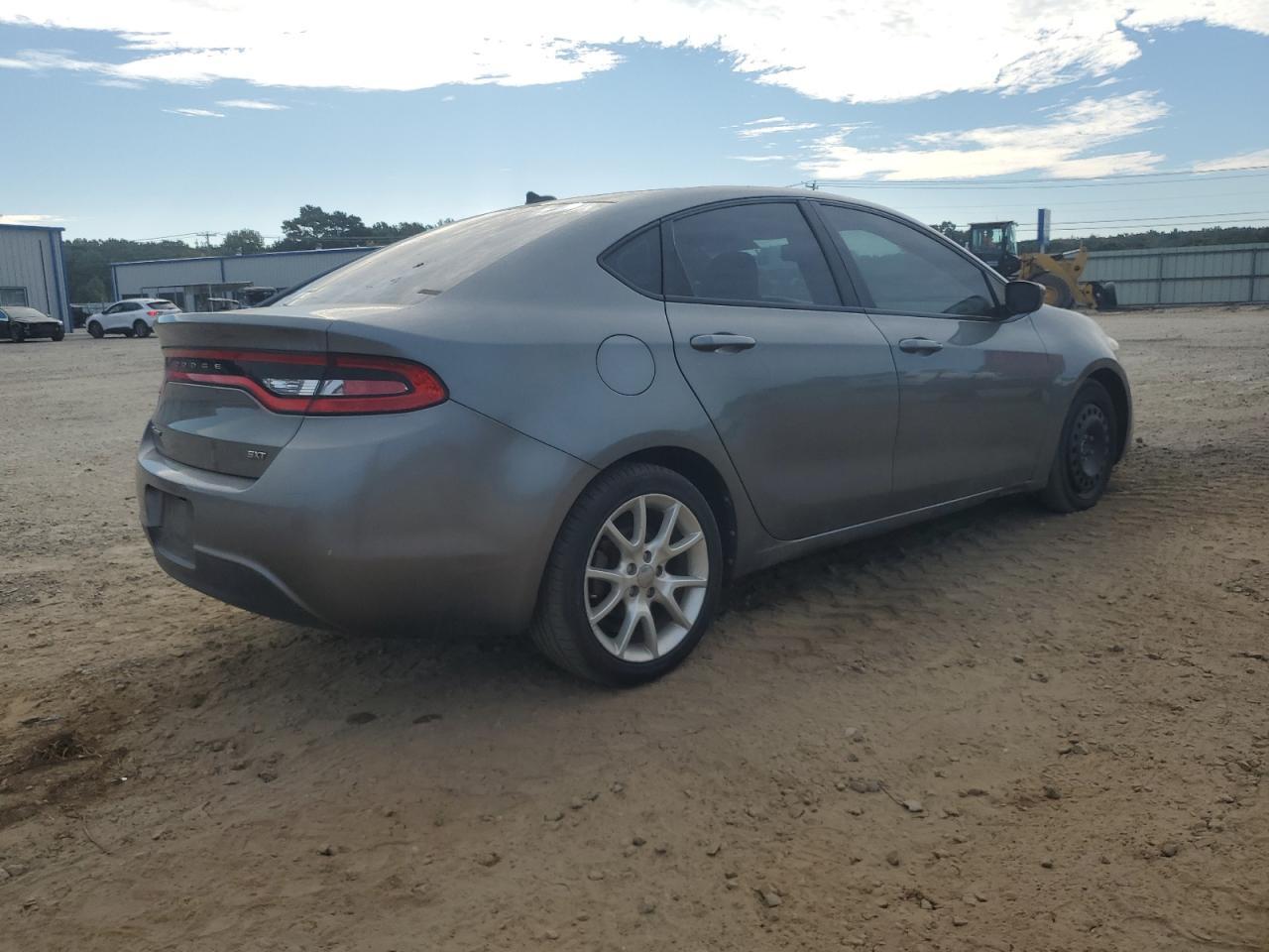 2013 DODGE Dart