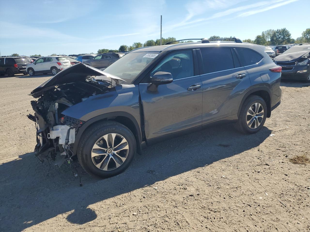 2023 TOYOTA HIGHLANDER