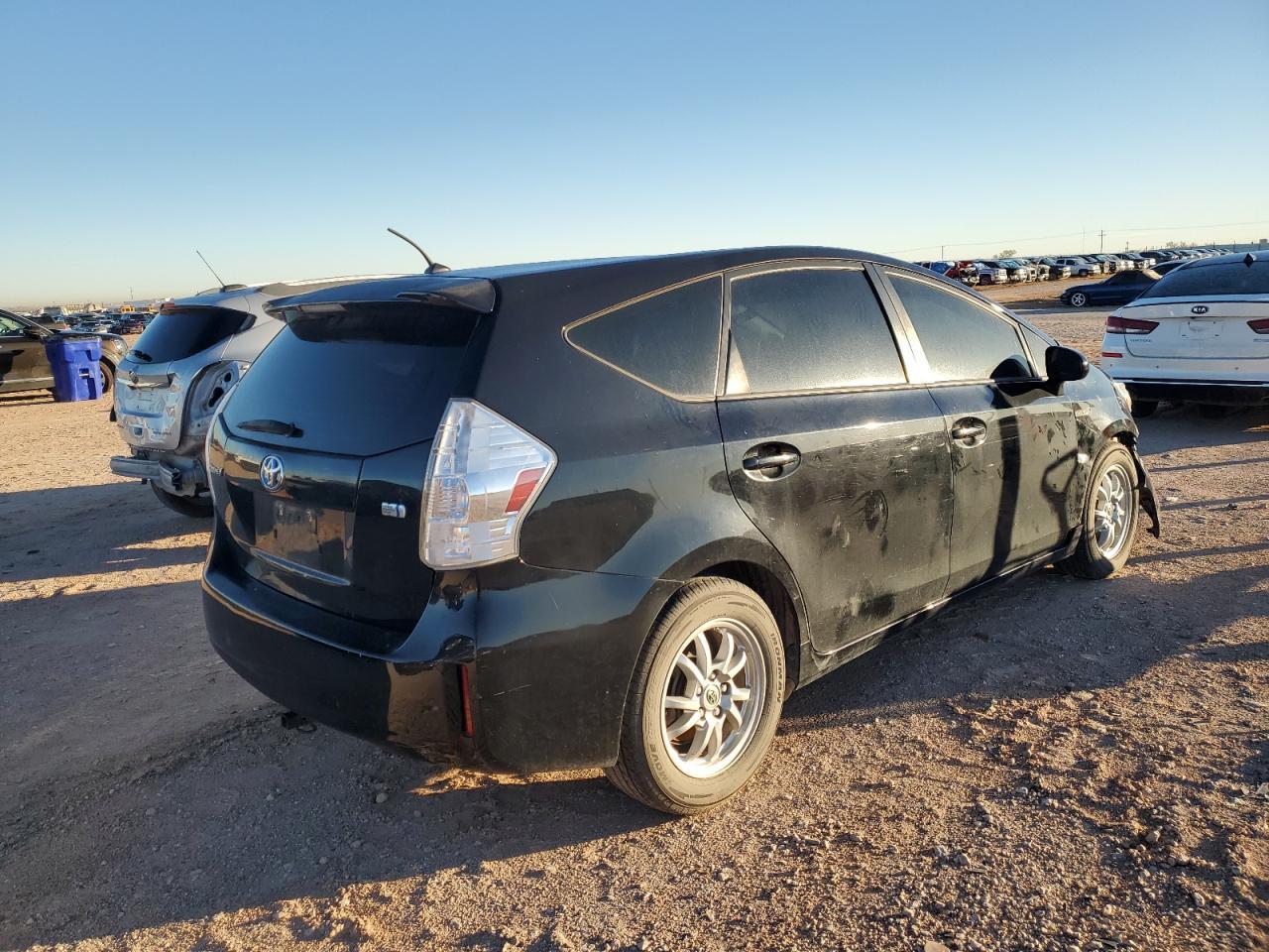 2012 TOYOTA PRIUS V