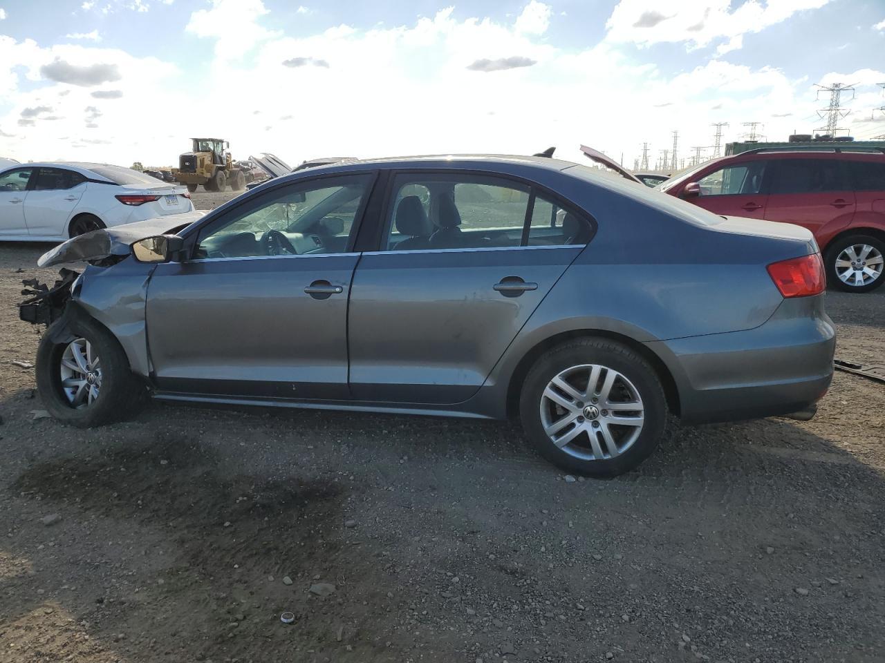 2013 VOLKSWAGEN JETTA