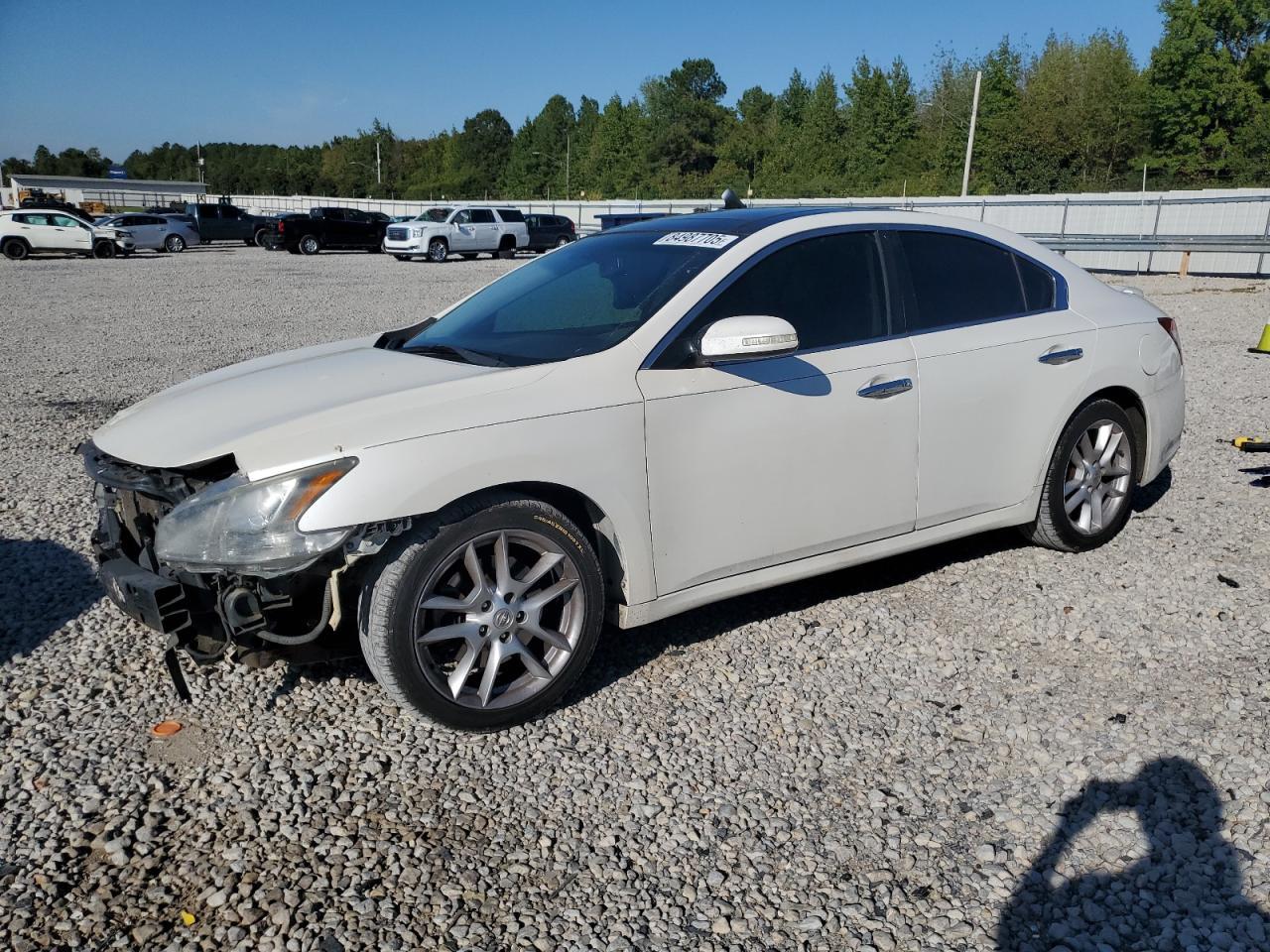 2010 NISSAN Maxima