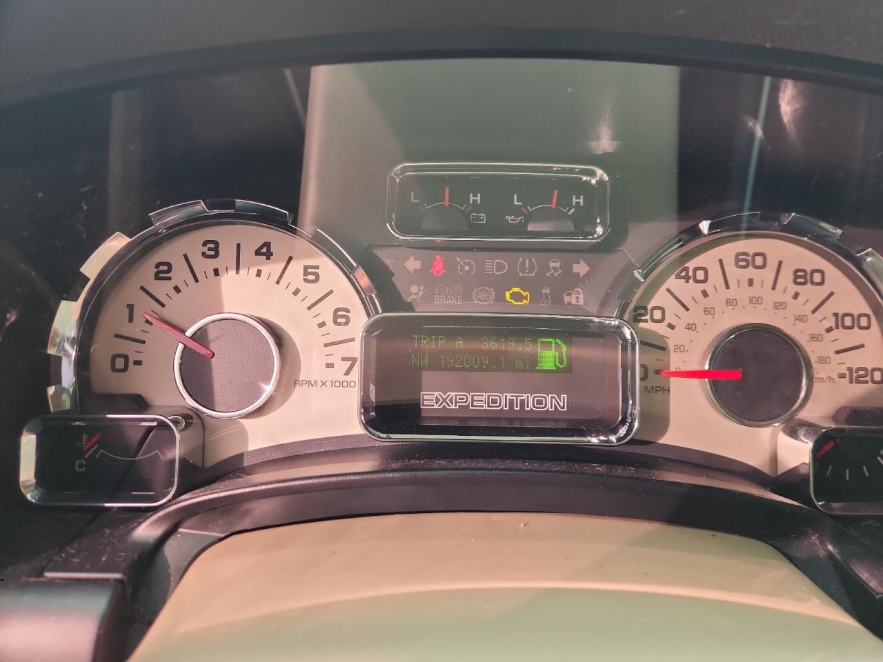2013 FORD Expedition