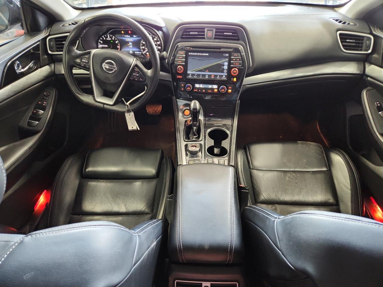 2017 NISSAN Maxima