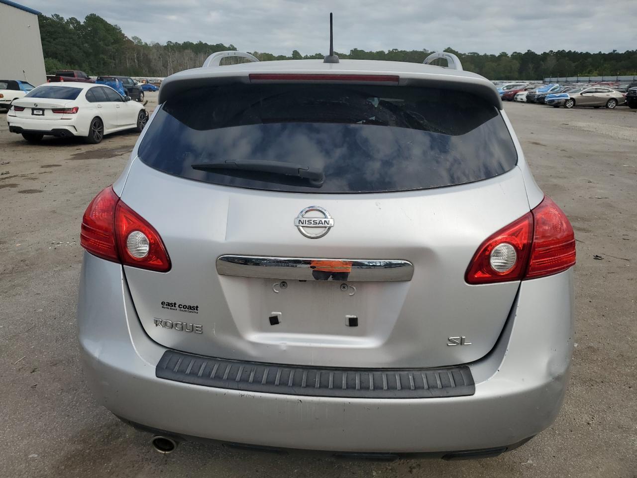 2011 NISSAN ROGUE