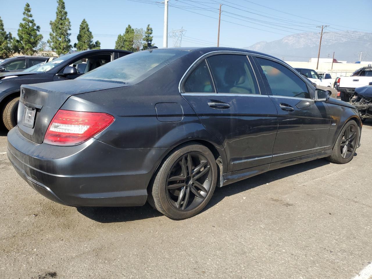 2012 MERCEDES-BENZ C-CLASS