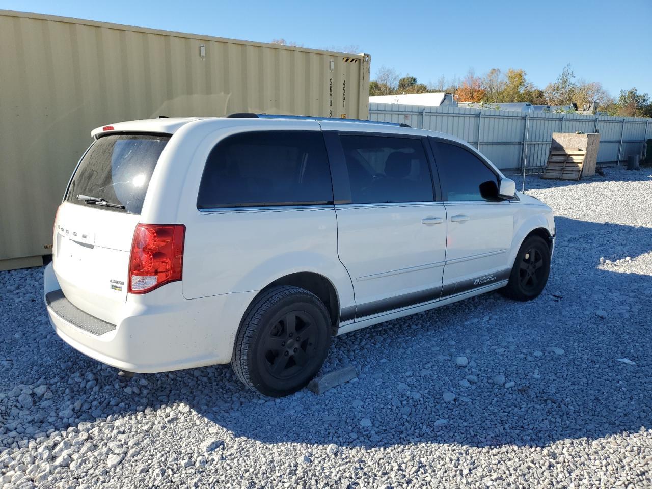 2011 DODGE GRAND CARAVAN