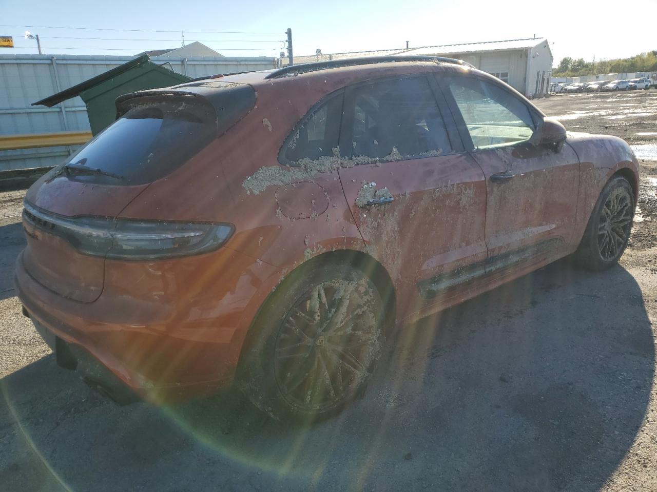 2023 PORSCHE Macan