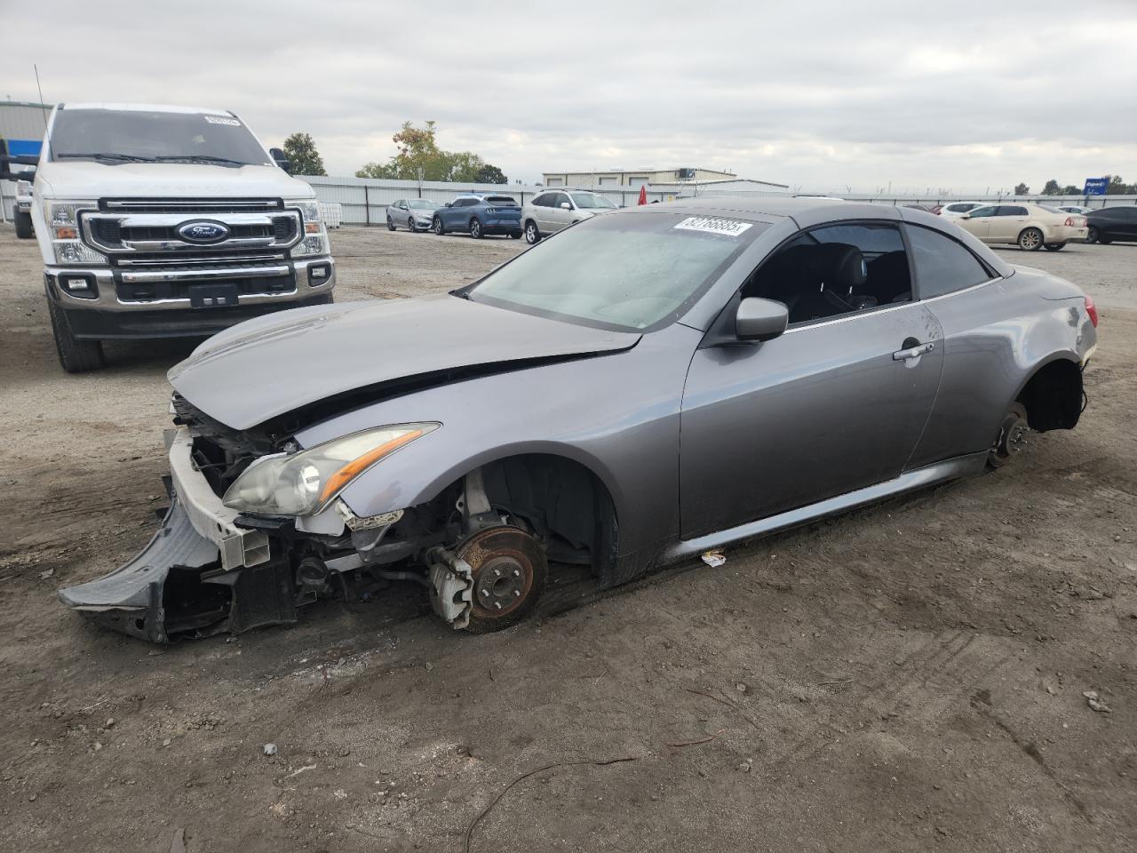 2011 INFINITI G37