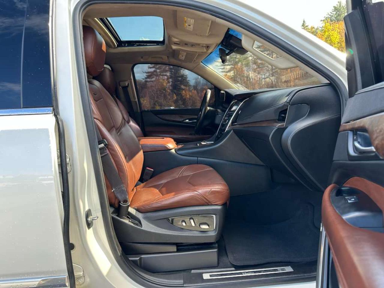 2015 CADILLAC ESCALADE