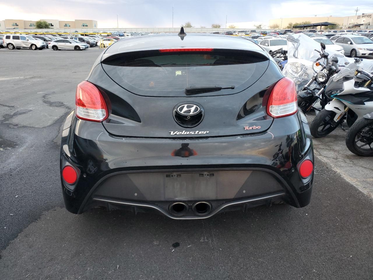 2016 HYUNDAI VELOSTER