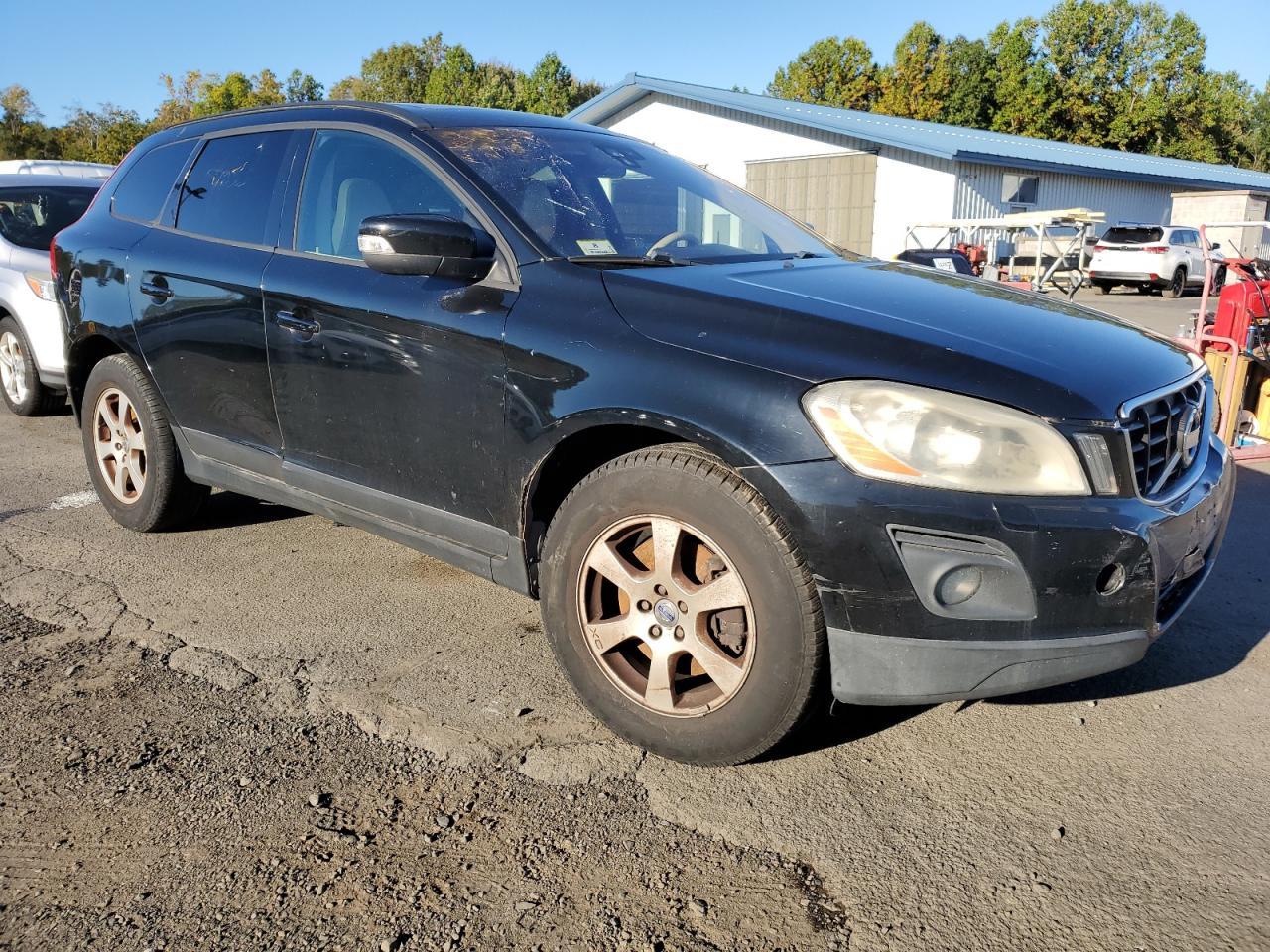 2010 VOLVO XC60