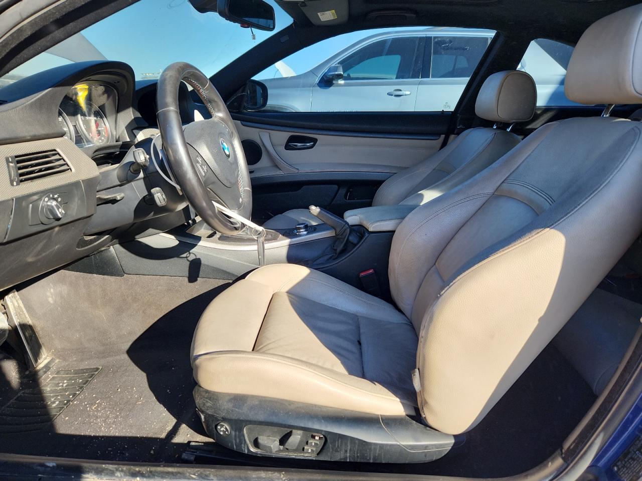 2011 BMW 3 SERIES