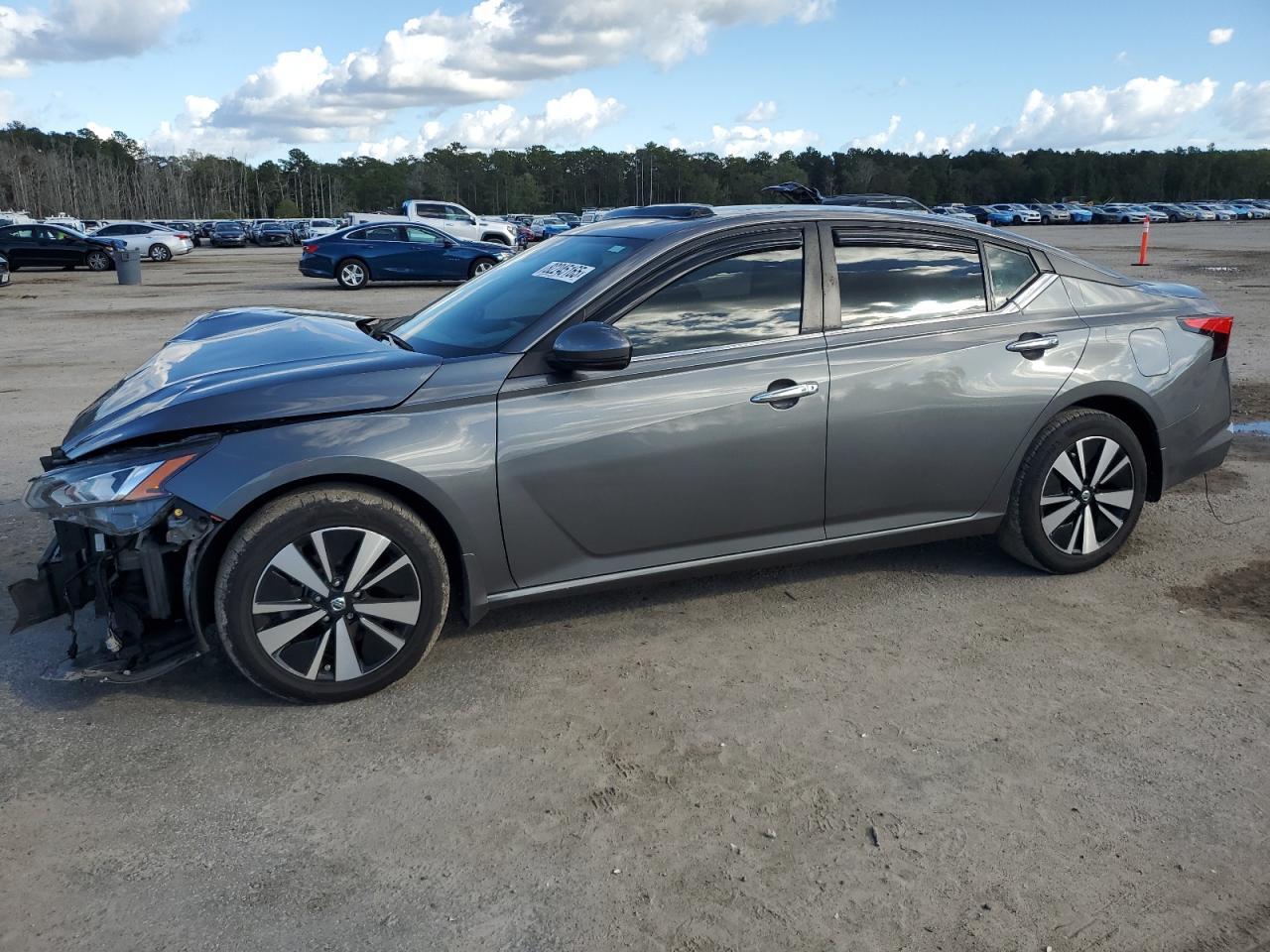 2022 NISSAN ALTIMA