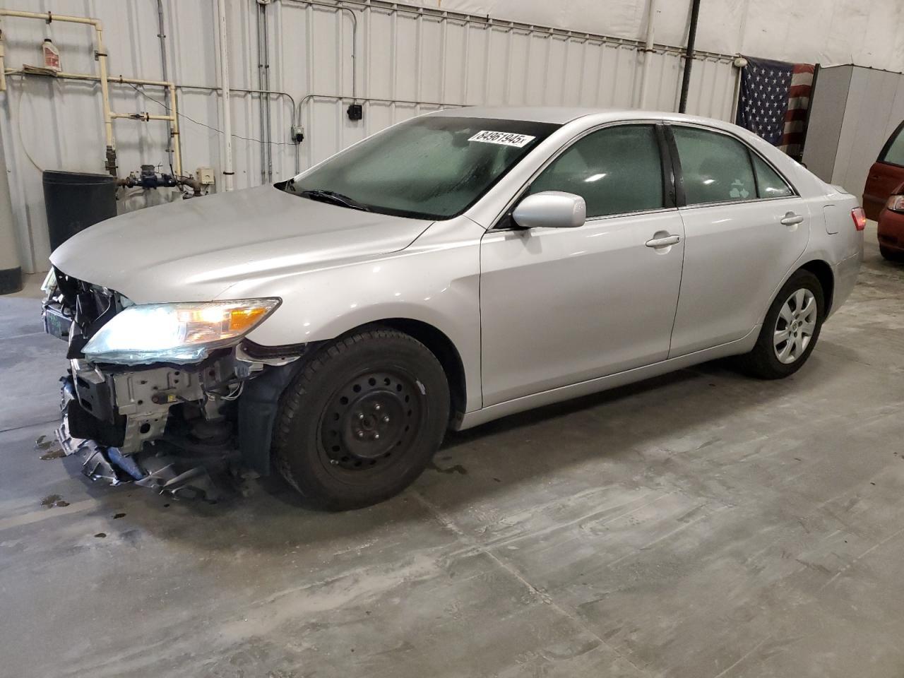 2011 TOYOTA CAMRY