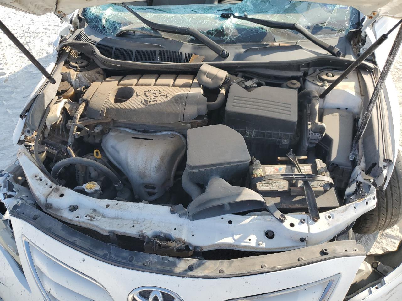 2011 TOYOTA CAMRY