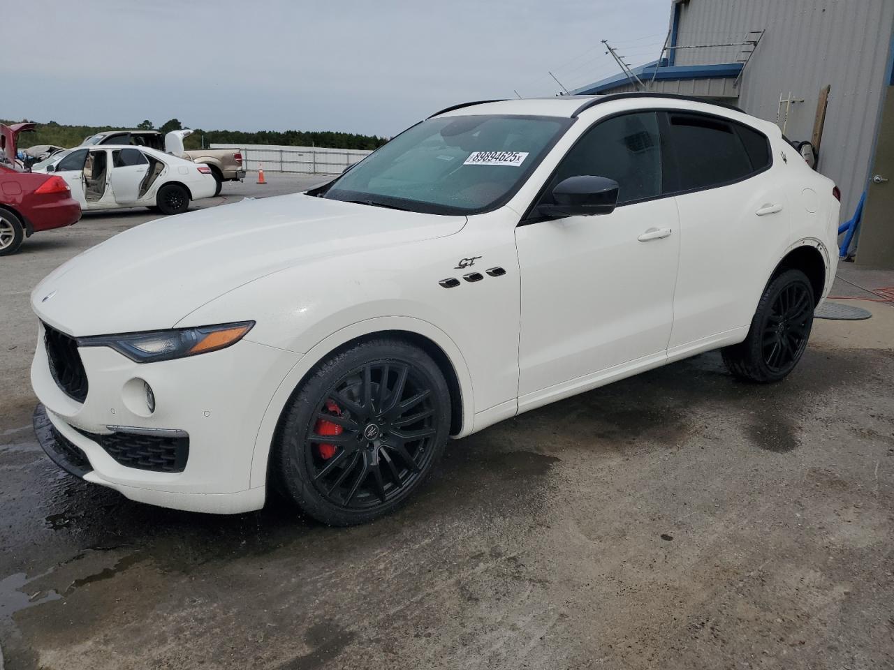 2022 MASERATI Levante