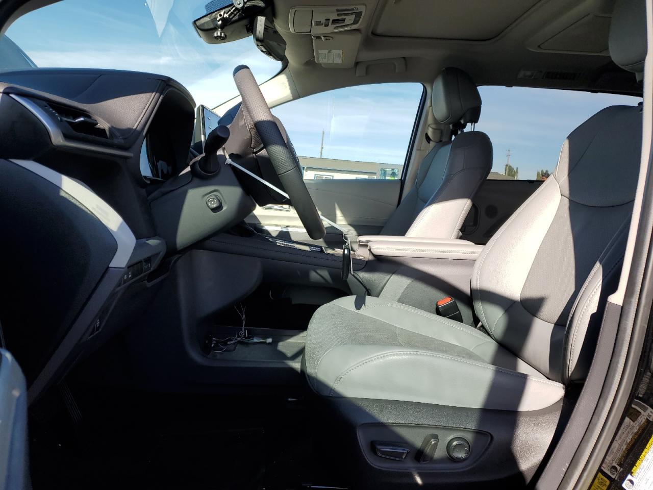2024 TOYOTA SIENNA