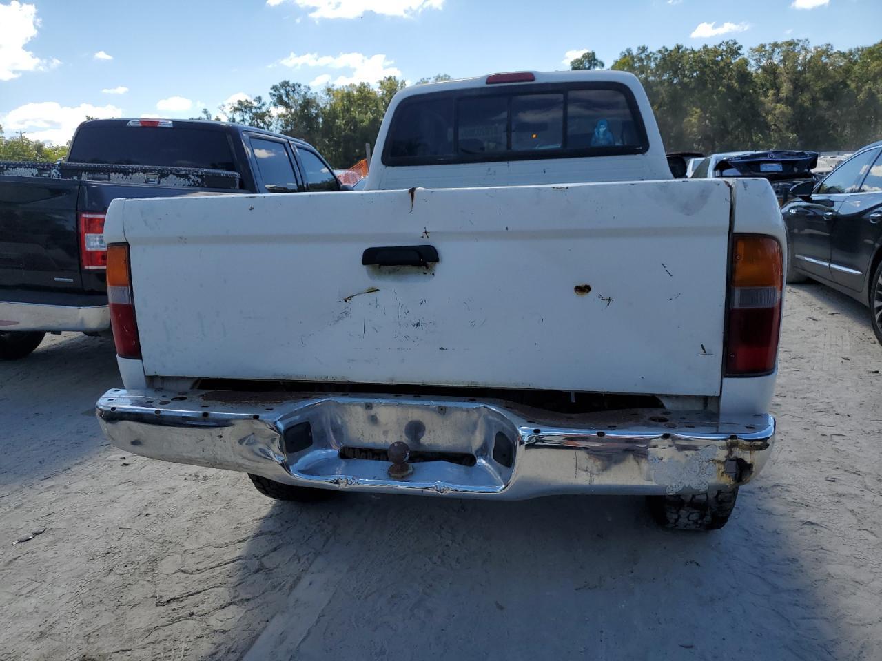 2000 TOYOTA TACOMA