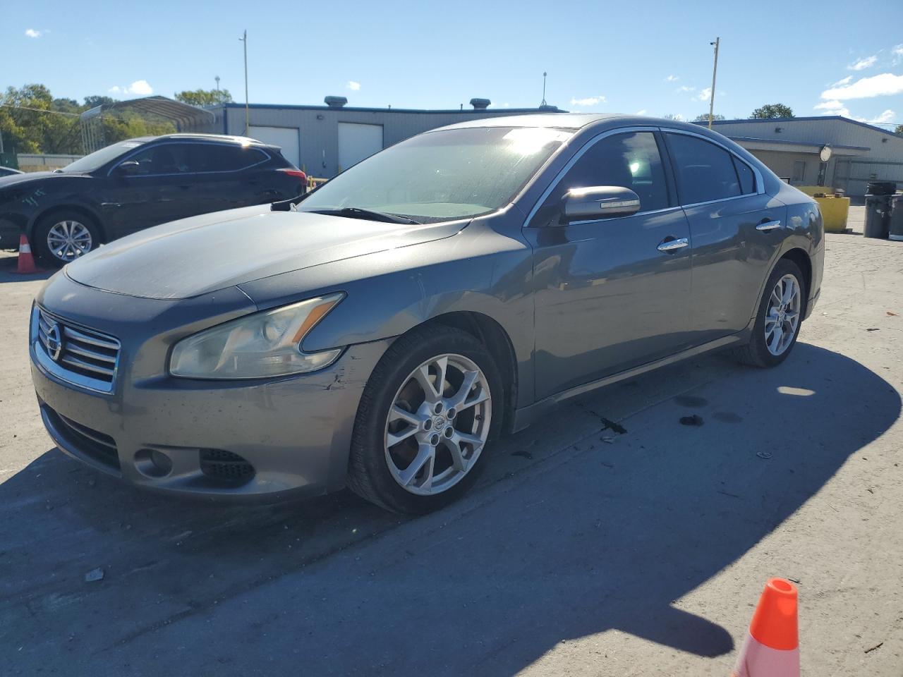 2014 NISSAN Maxima