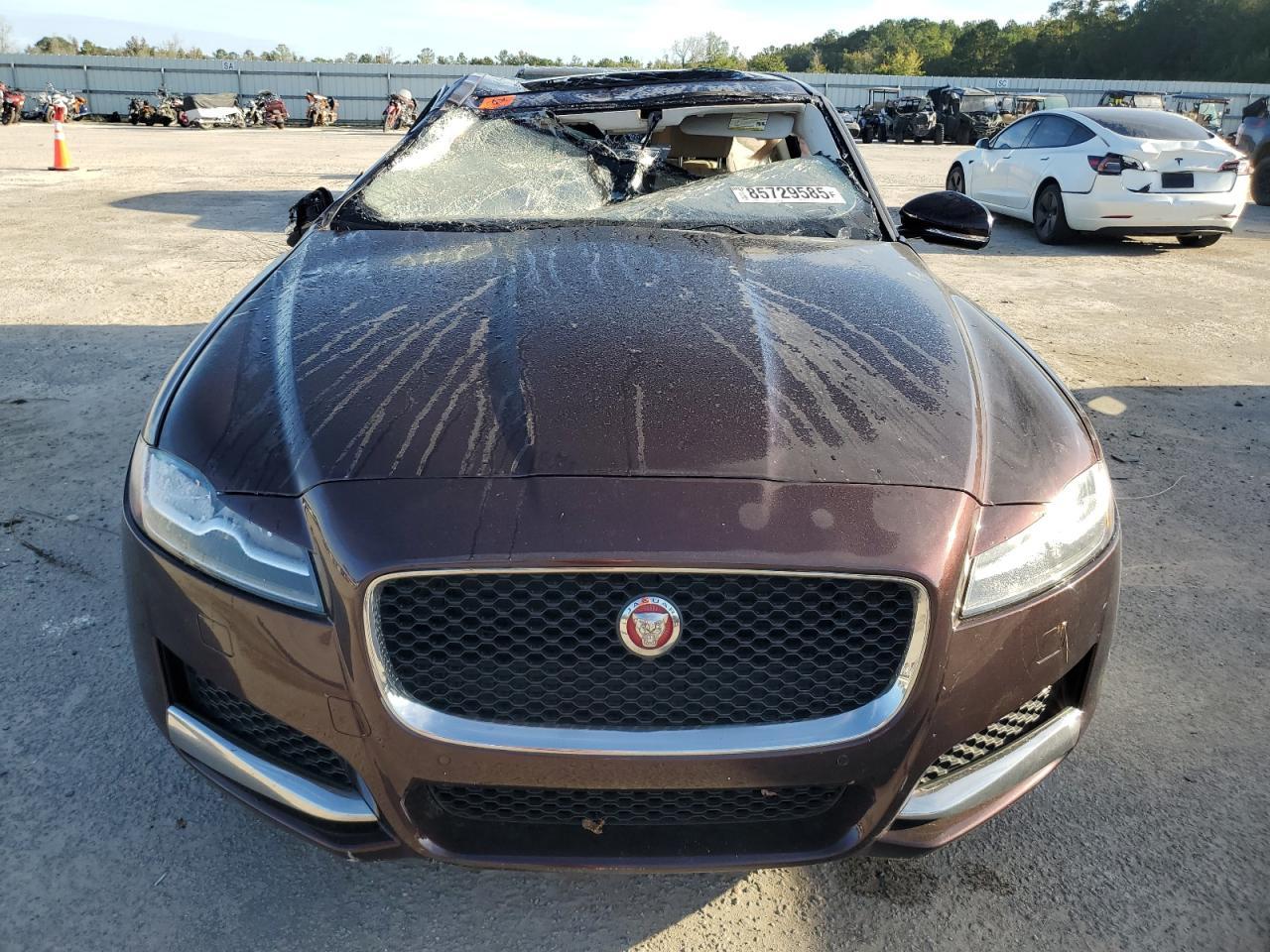 2017 JAGUAR XF