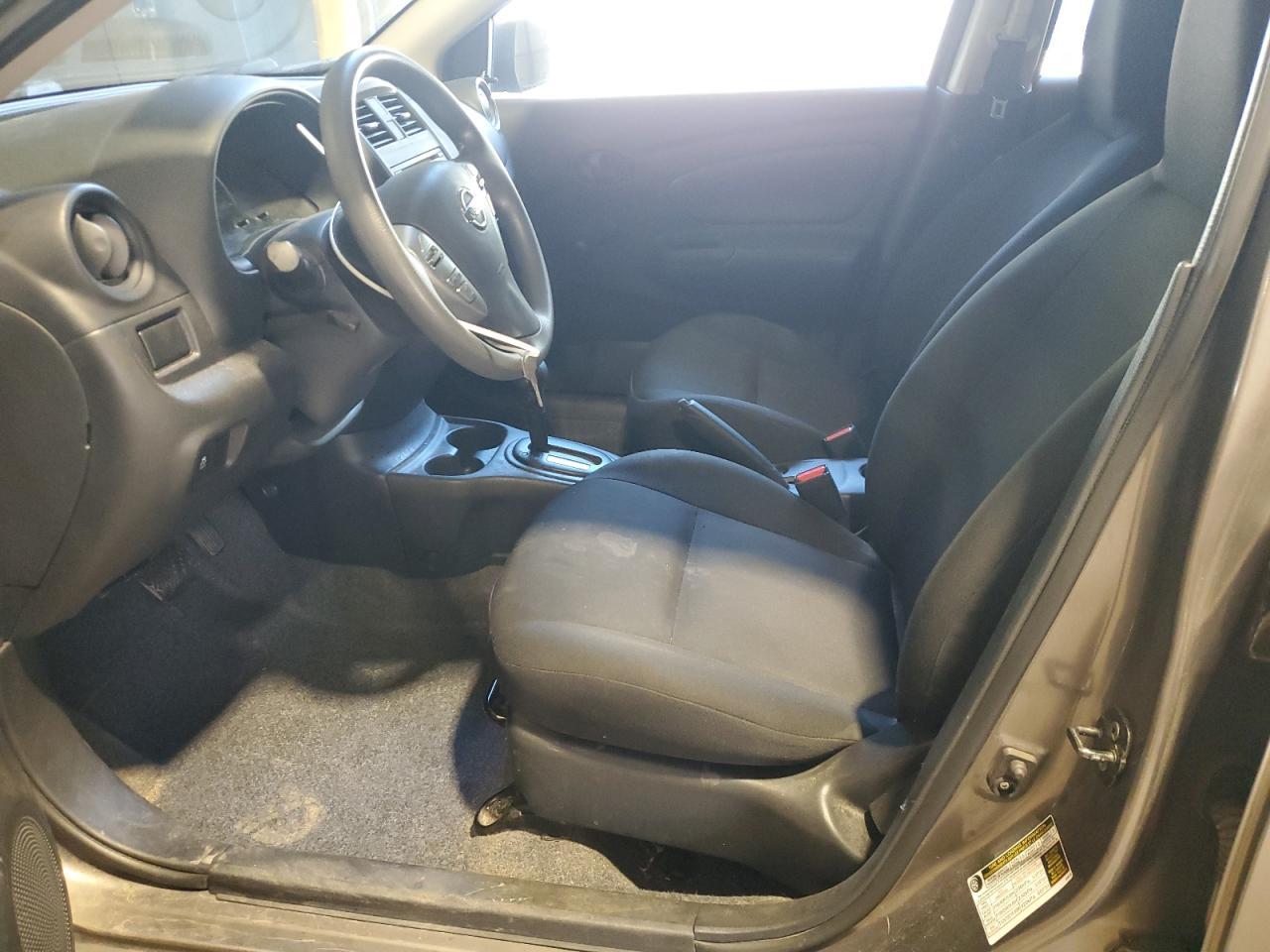 2015 NISSAN VERSA