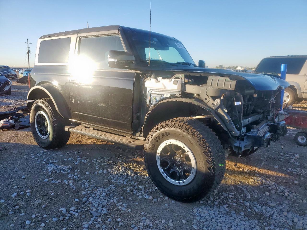 2023 FORD Bronco