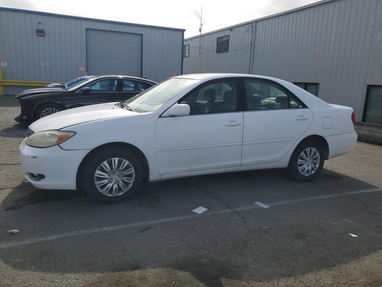 2004 TOYOTA CAMRY