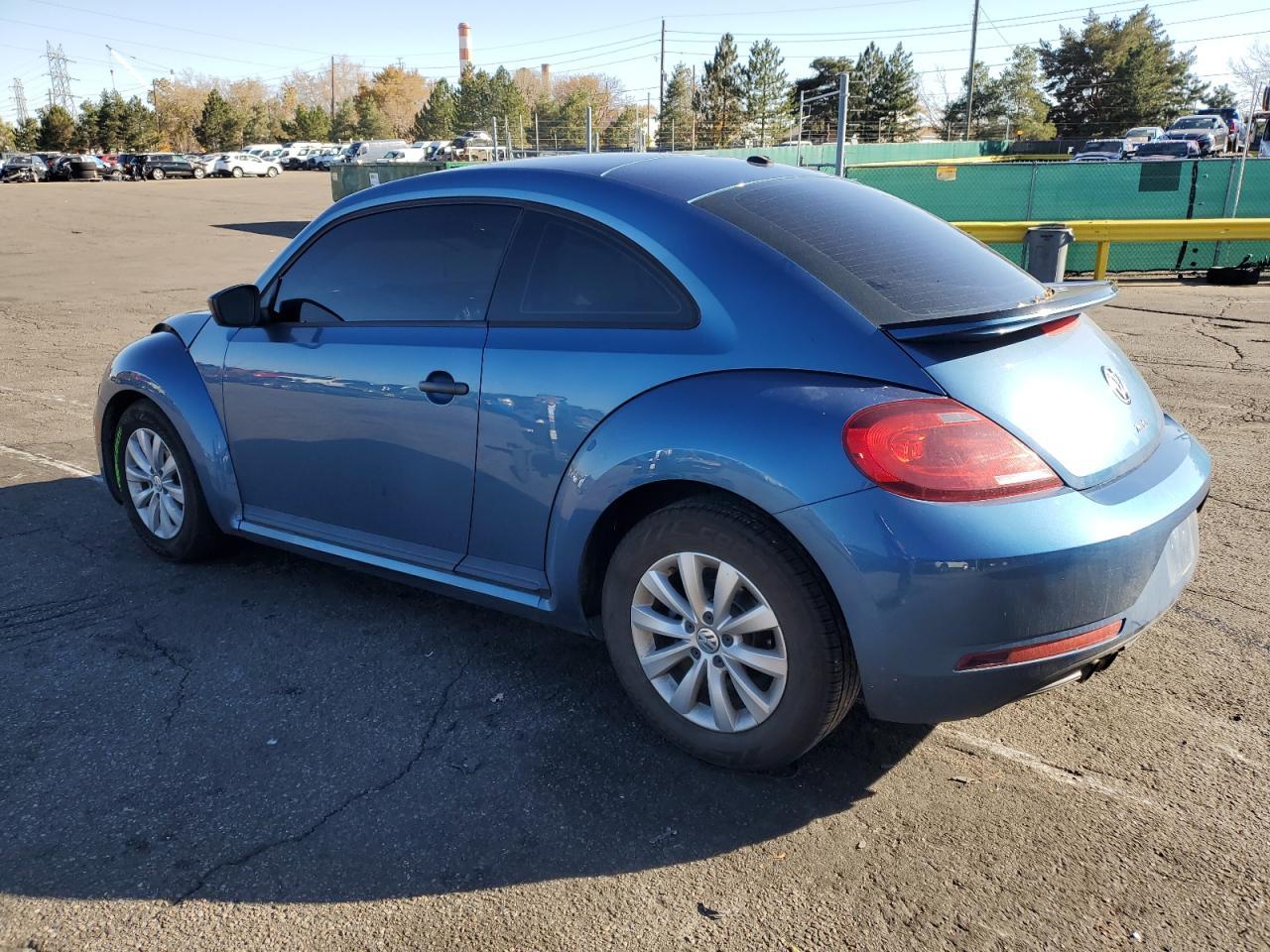 2018 VOLKSWAGEN Beetle