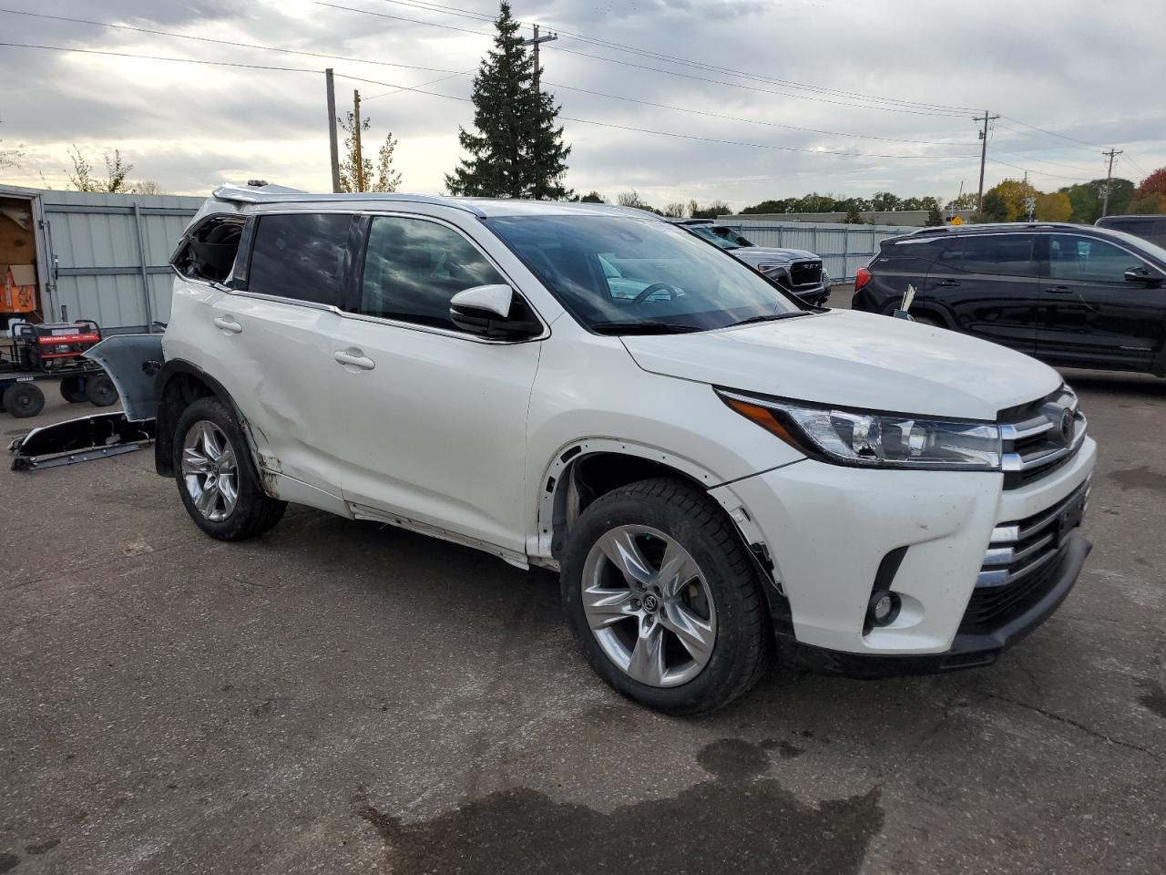 2019 TOYOTA HIGHLANDER