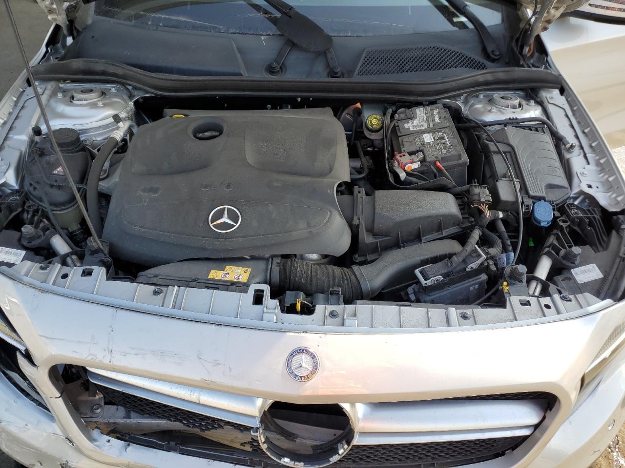 2016 MERCEDES-BENZ GLA-Class