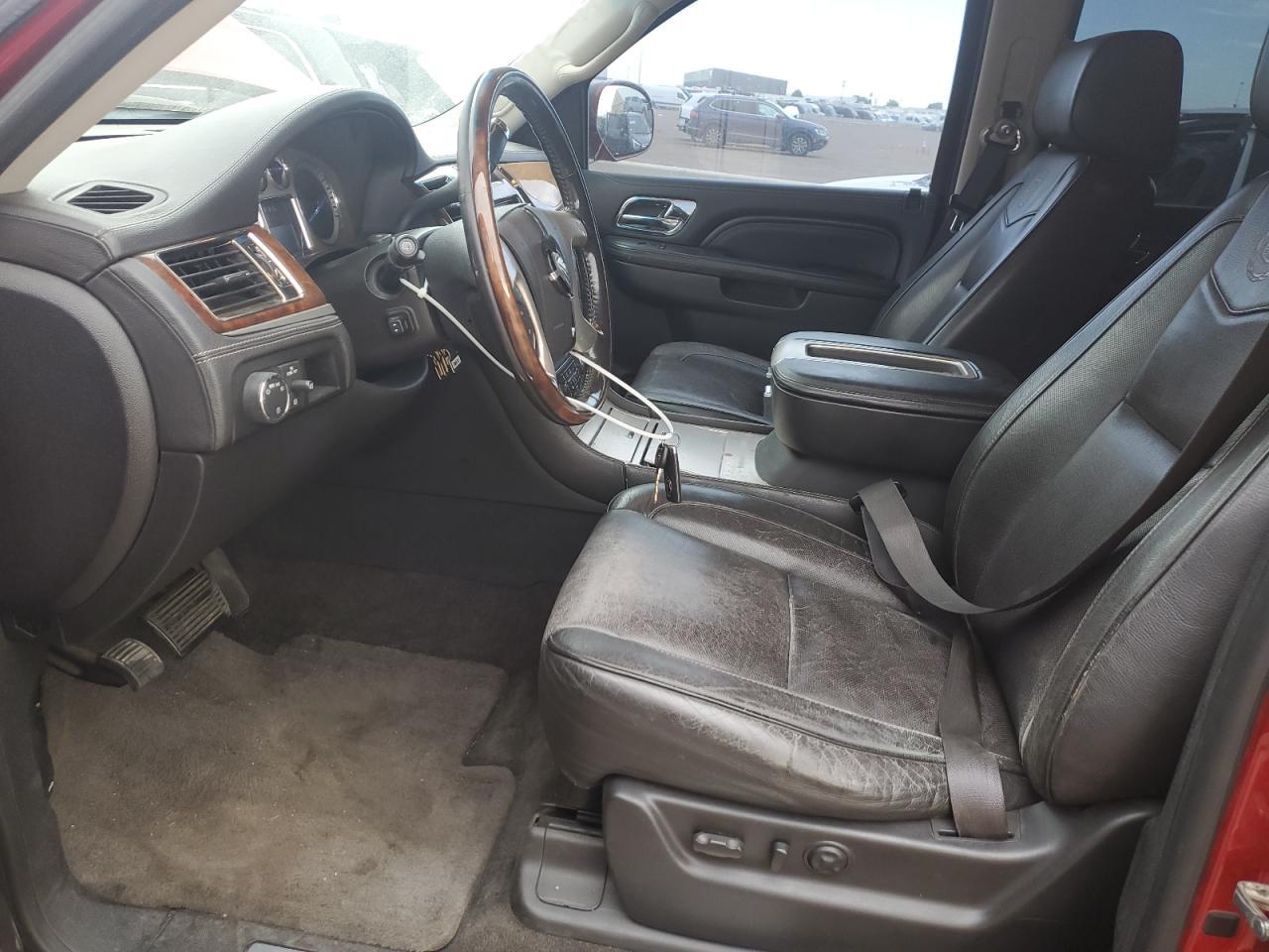 2013 CADILLAC Escalade ESV